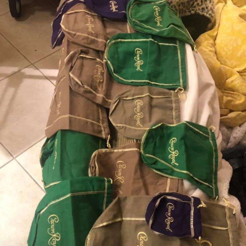 17 crown royal bags